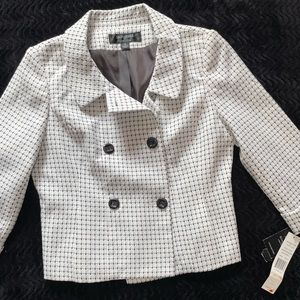 2 piece suit white/chocolate 6 button jacket pull down lapel skirt zipper